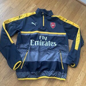 NWOT Arsenal 1/4 zip pullover in XL